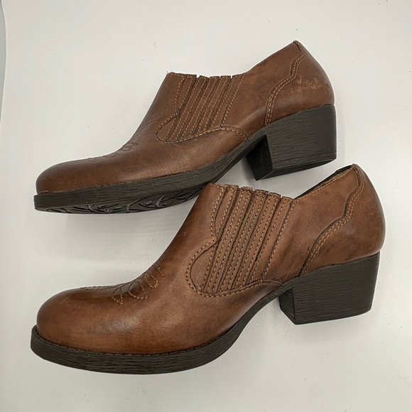 New Nurture Brown Heeled Booties size 8 1/2 - Picture 2 of 6